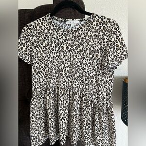GAZE Animal Print Short Sleeve